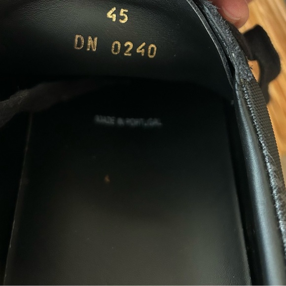 GIVENCHY PARIS MENS BLACK SNEAKER SIZE 12 - Picture 10 of 11